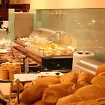 Hotell Ramada By Wyndham 3*