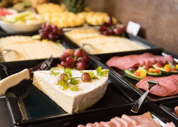 Ramada By Wyndham 3*